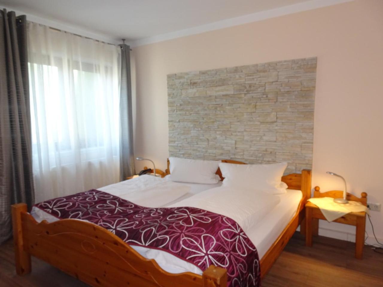 Hotel & Weinstube Restaurant Filling Франкенталь Экстерьер фото